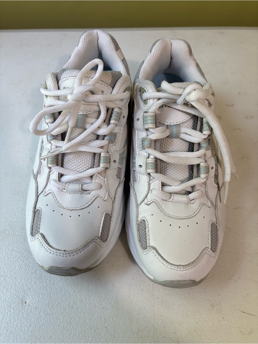 Women’s Orthaheel Vionic Walker Size 7 White Blue Orthopedic Shoes 2024